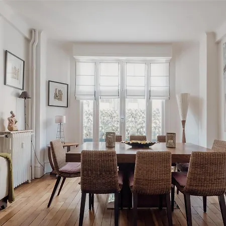 Veeve - La Vie Est Belle 公寓