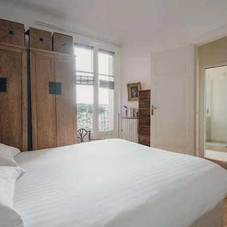 Veeve - La Vie Est Belle 巴黎